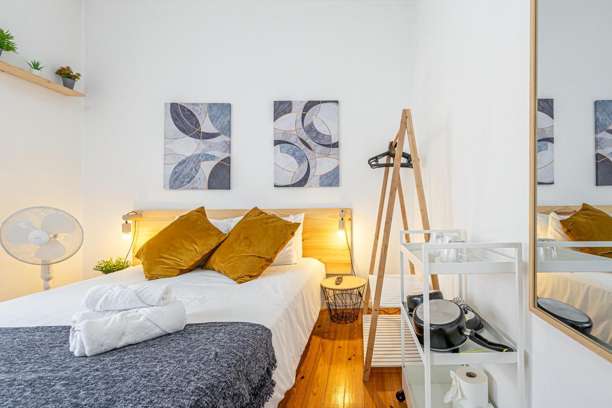 April Square By Lisbon With Sintra Hotel Амадора Екстериор снимка