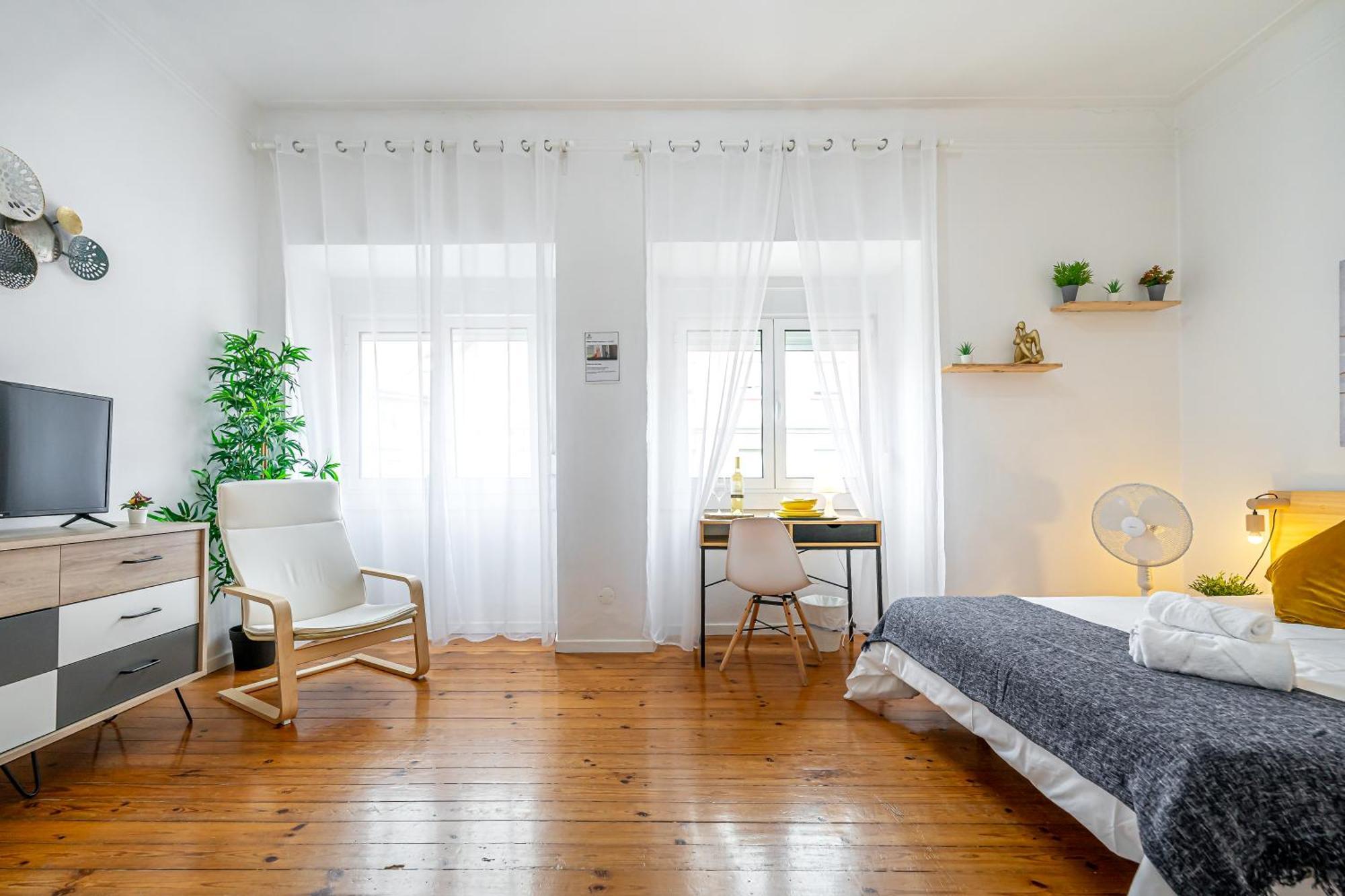April Square By Lisbon With Sintra Hotel Амадора Екстериор снимка