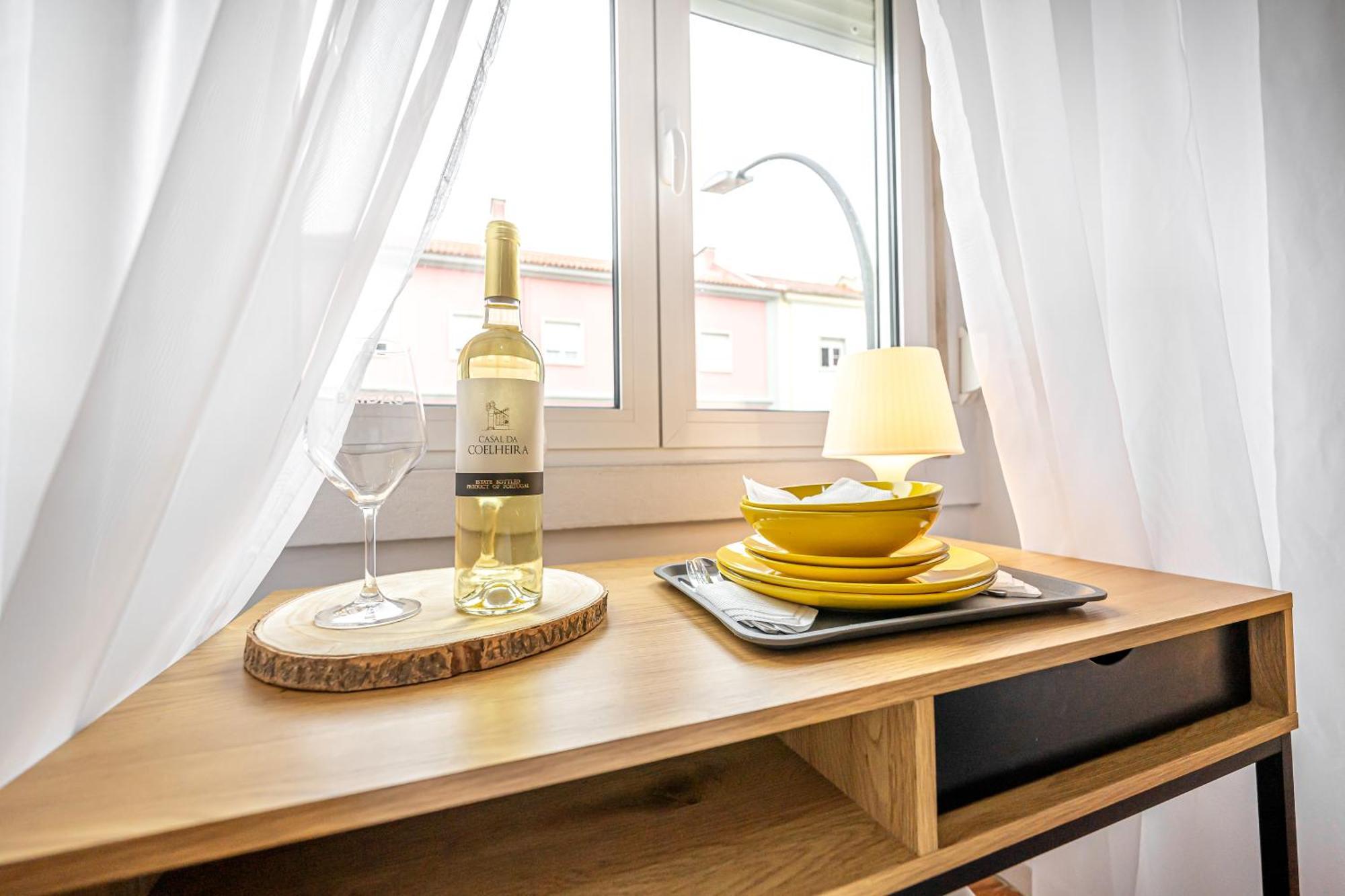 April Square By Lisbon With Sintra Hotel Амадора Екстериор снимка