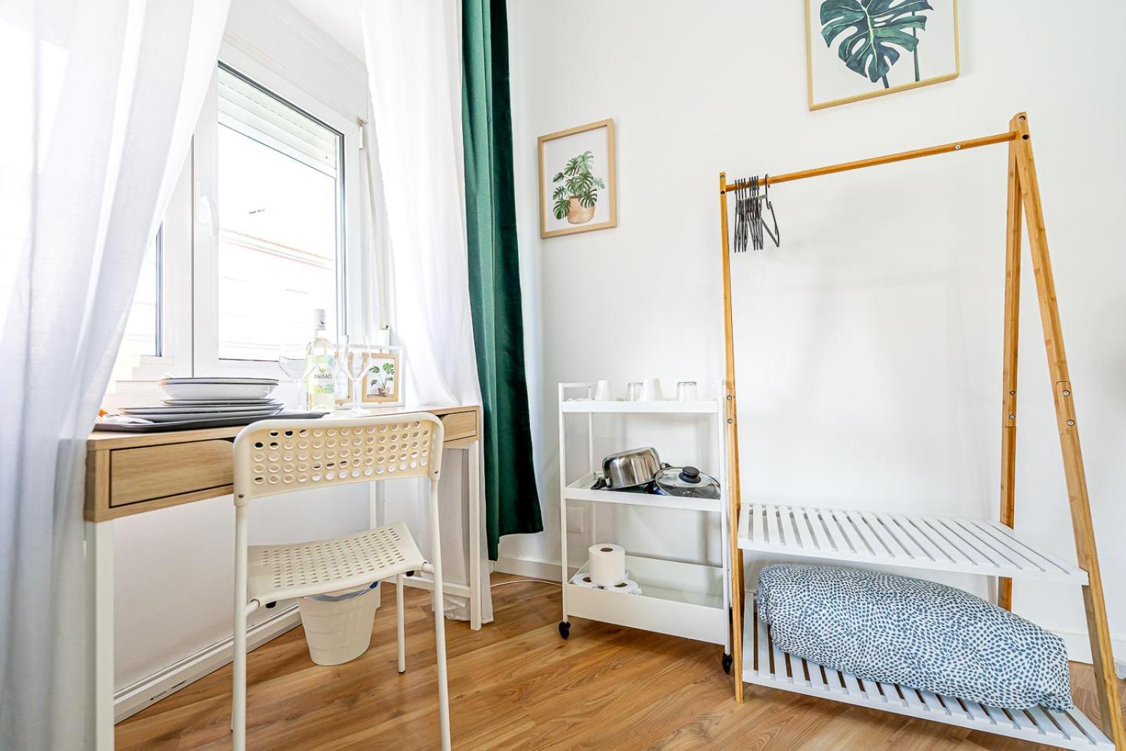 April Square By Lisbon With Sintra Hotel Амадора Екстериор снимка