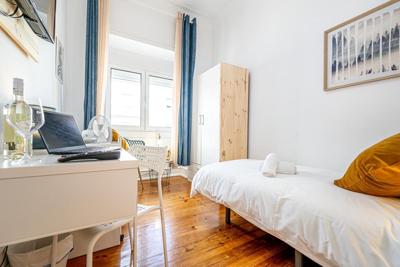 April Square By Lisbon With Sintra Hotel Амадора Екстериор снимка