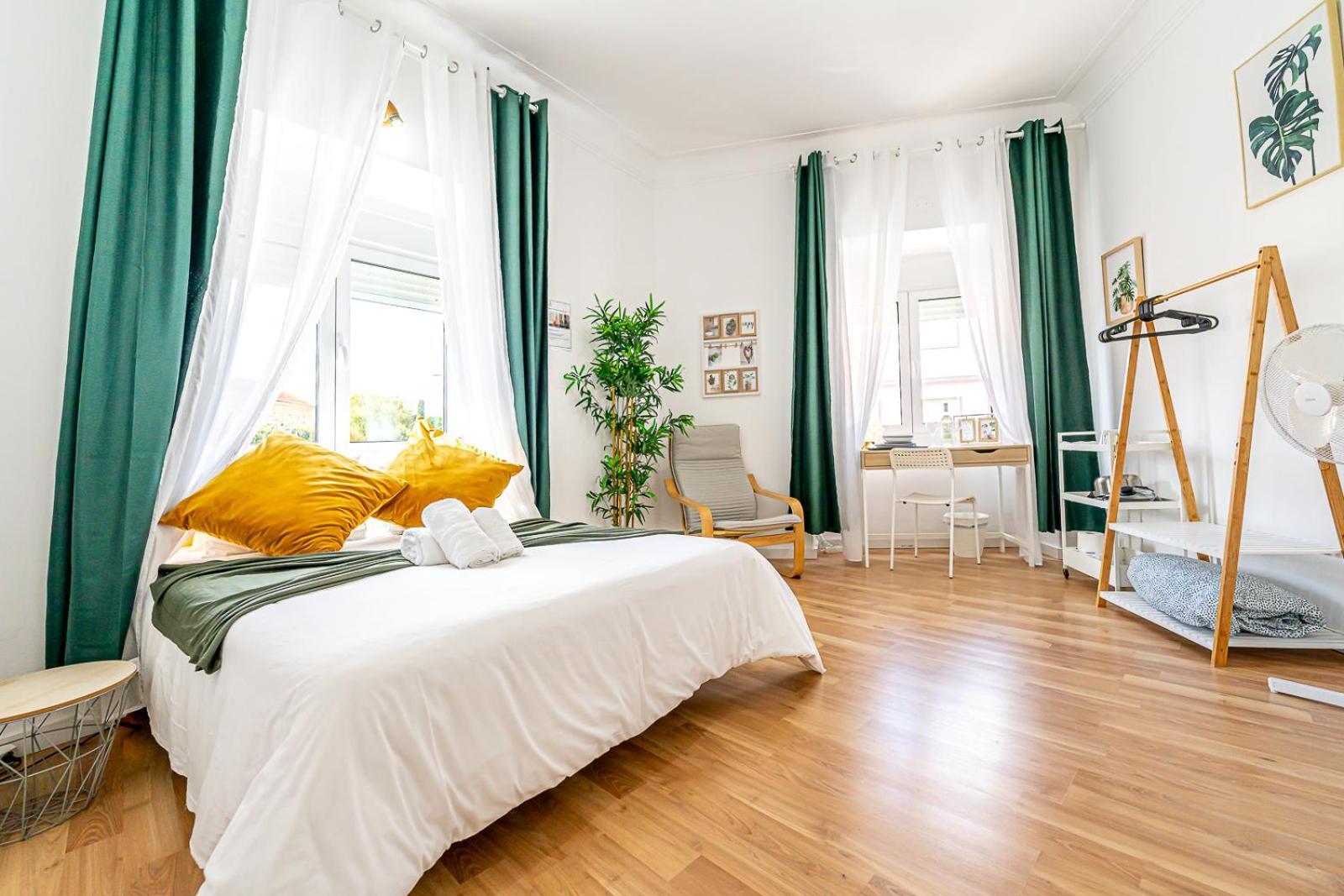 April Square By Lisbon With Sintra Hotel Амадора Екстериор снимка